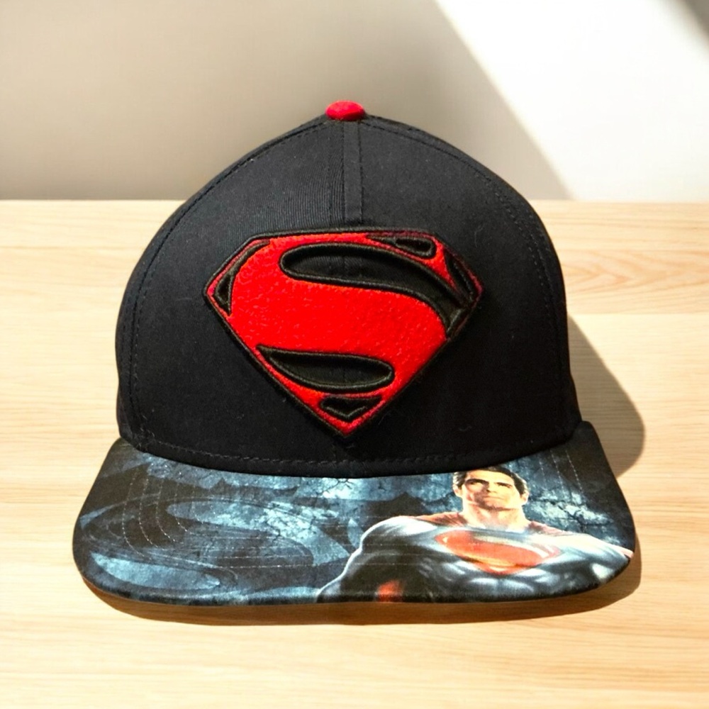 Superman Black and Red Cap